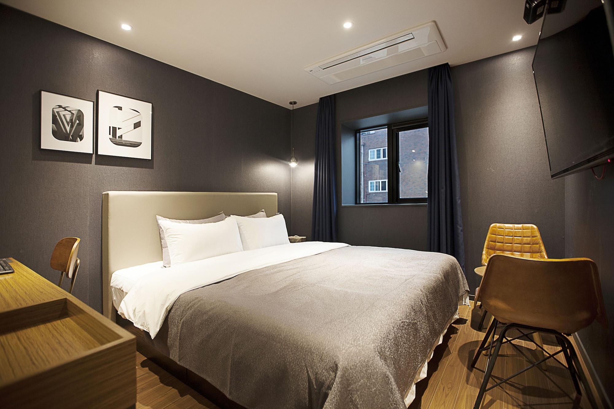 Brown Dot Hotel ČČchangwon Exteriér fotografie
